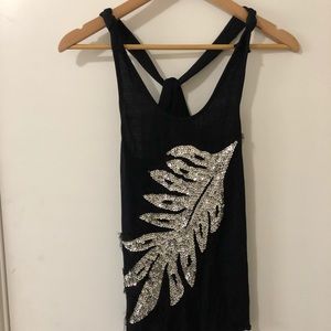 Sequin tank